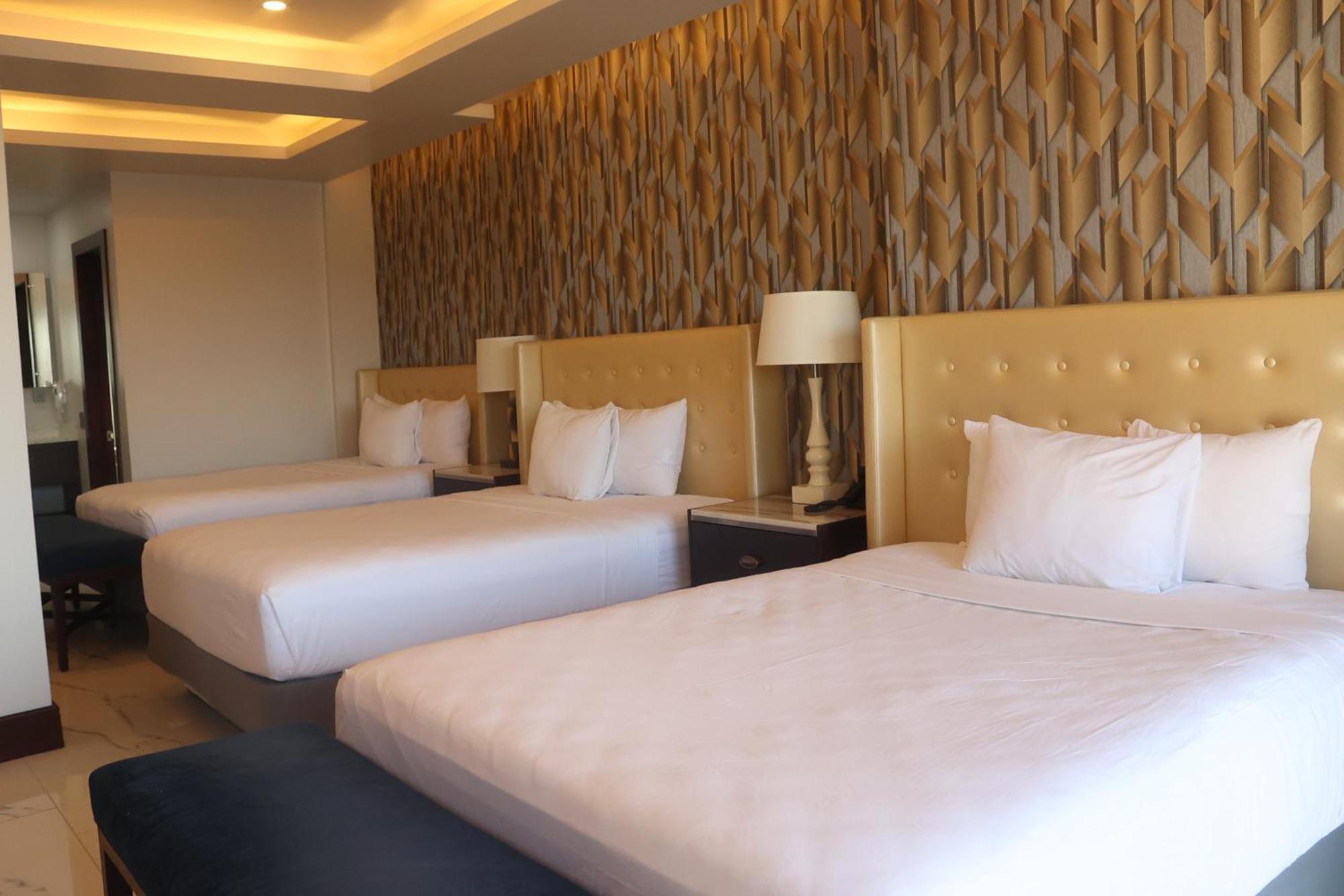 Hotel West Plaza Tijuana Exterior photo