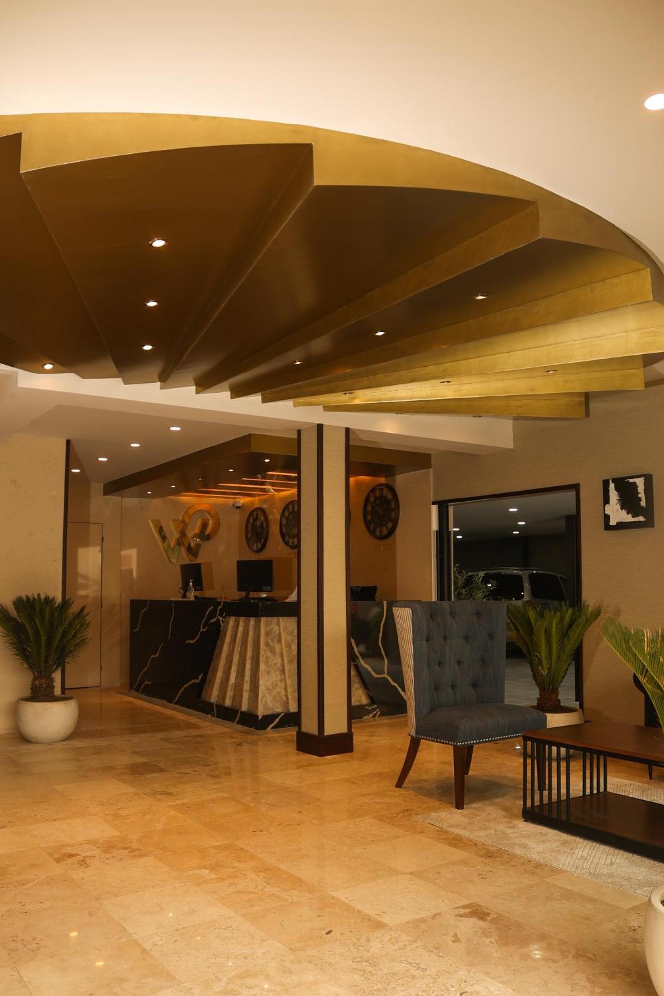 Hotel West Plaza Tijuana Exterior photo