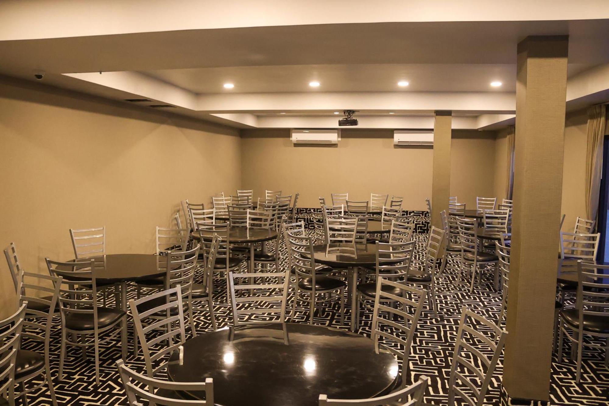 Hotel West Plaza Tijuana Exterior photo